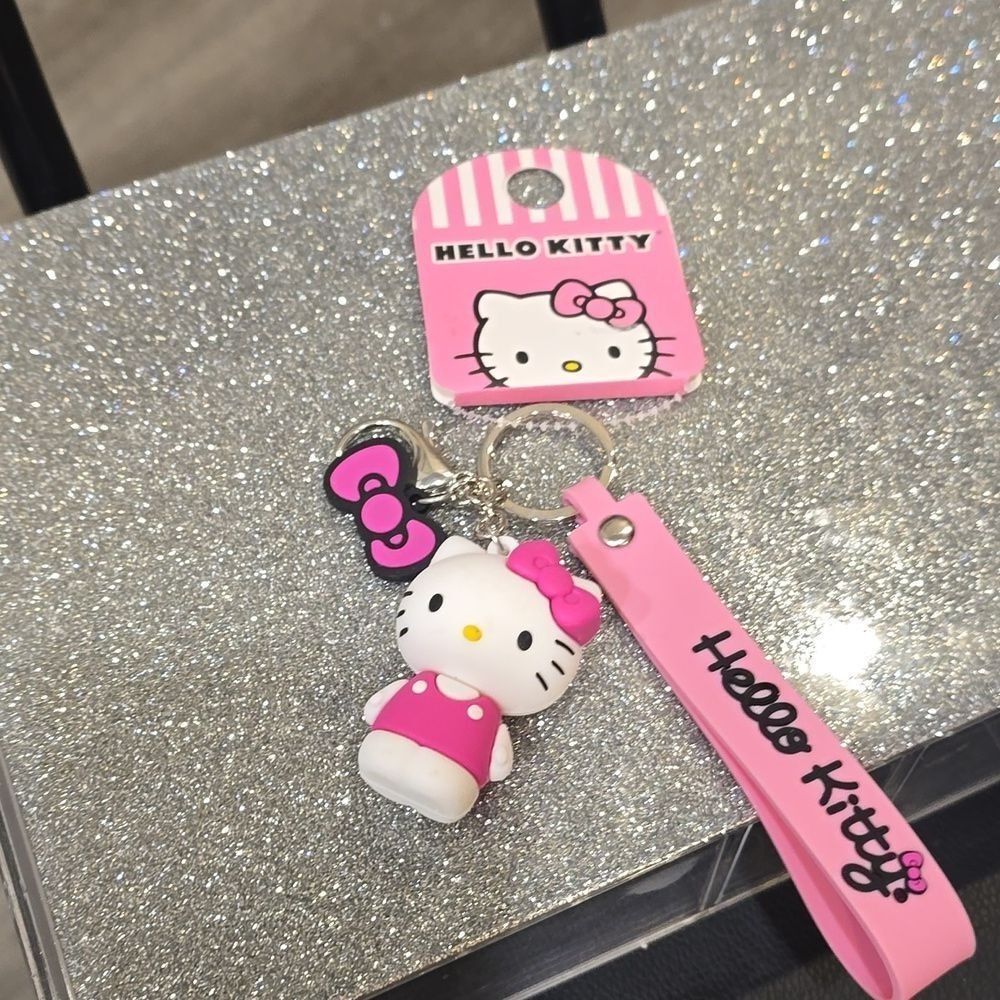 Hello Kitty Logo 3-PC Keychain Set - Picture 7 of 8